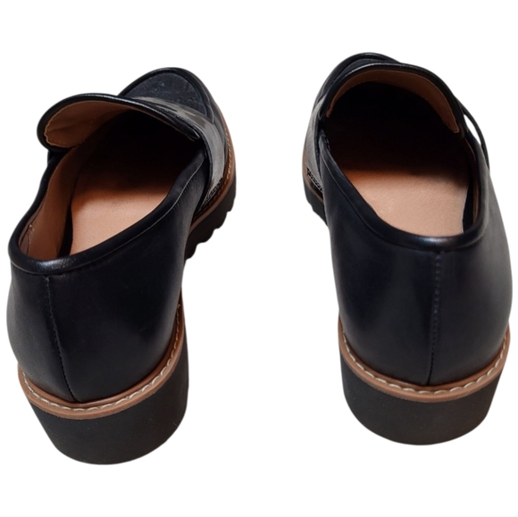 Halogen Women's Black Leather Slip On Embellished Loafers w/ Lug Sole - Size 6M - Picture 4 of 7